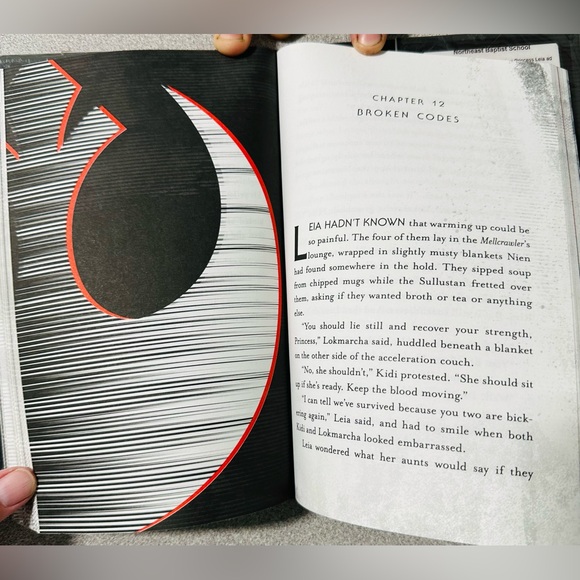 A Princess Leia Adventure (Star Wars: Journey to Star Wars - The Force Awakens) - Picture 3 of 5